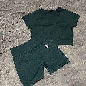 Gymreaper Dark Green Athletic Set